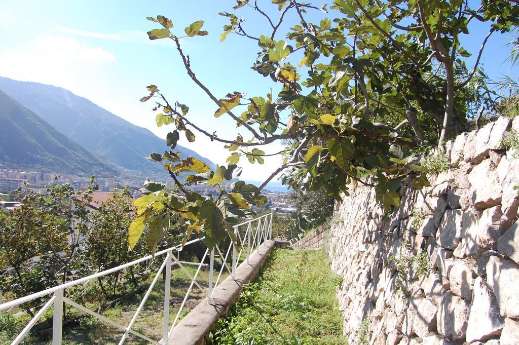 Гостевой дом Monticelli Mansion Casola di Napoli Экстерьер фото
