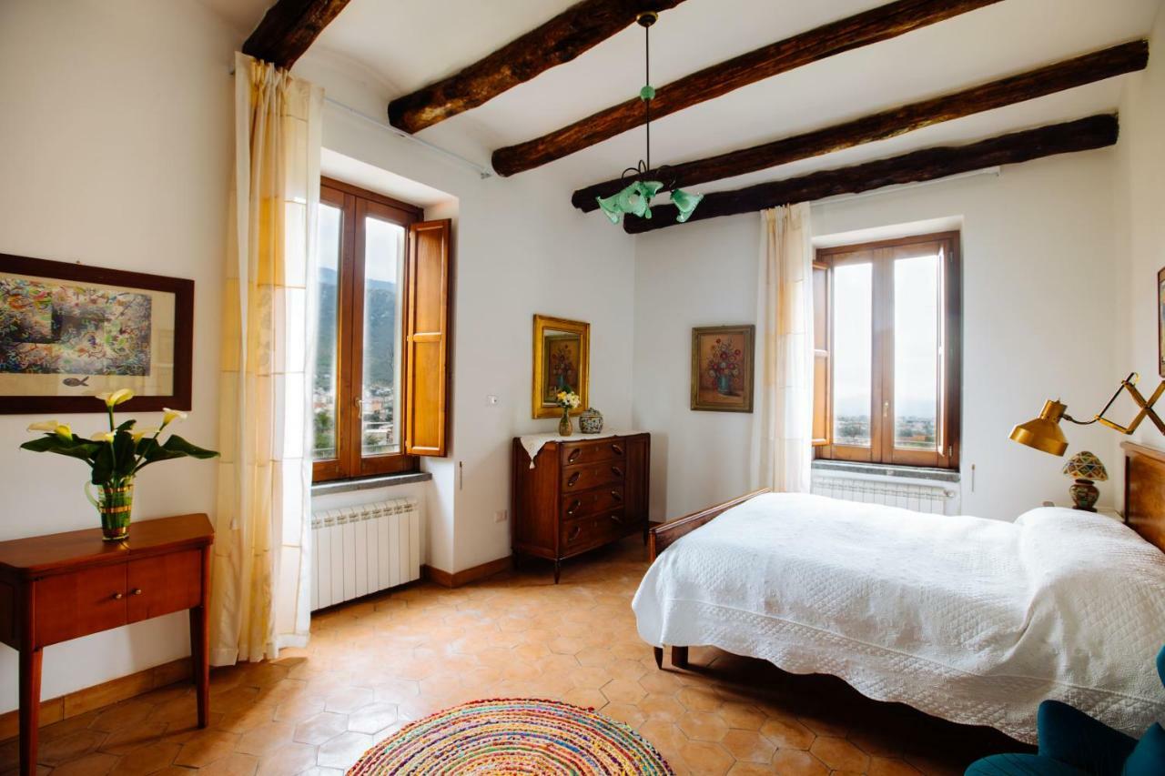 Гостевой дом Monticelli Mansion Casola di Napoli Экстерьер фото